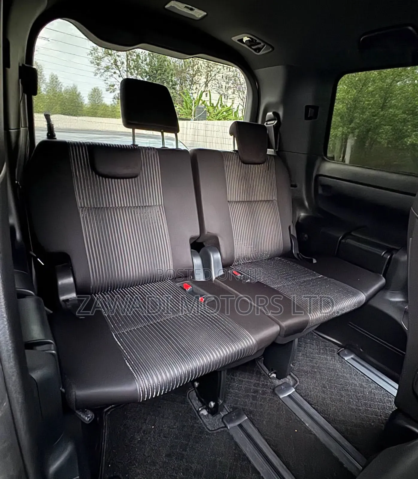 Toyota Voxy Hybrid X 2WD 7-Seater 2020 Black