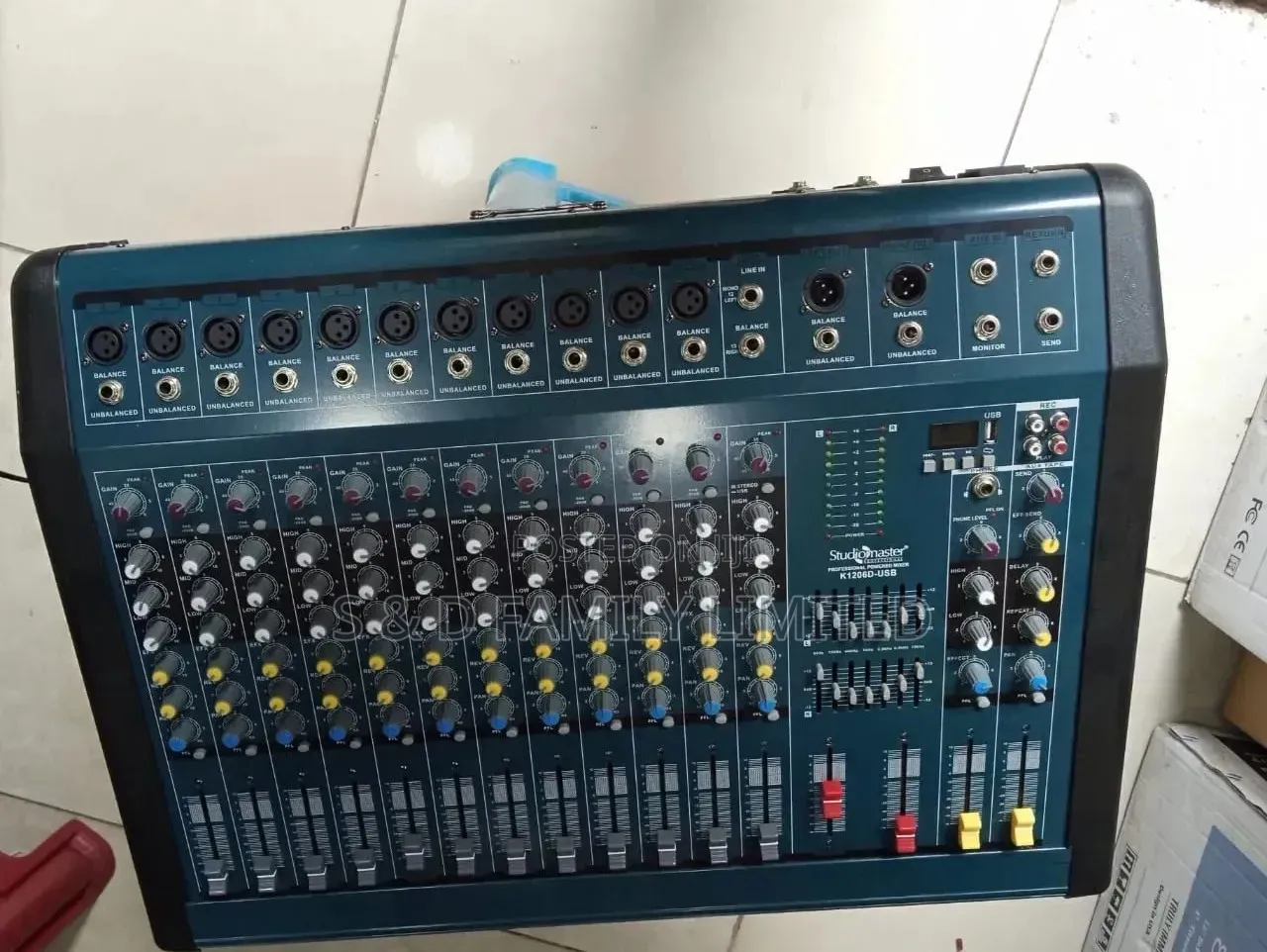 Studiomaster K1206D Twelve Channels Powered Mixer