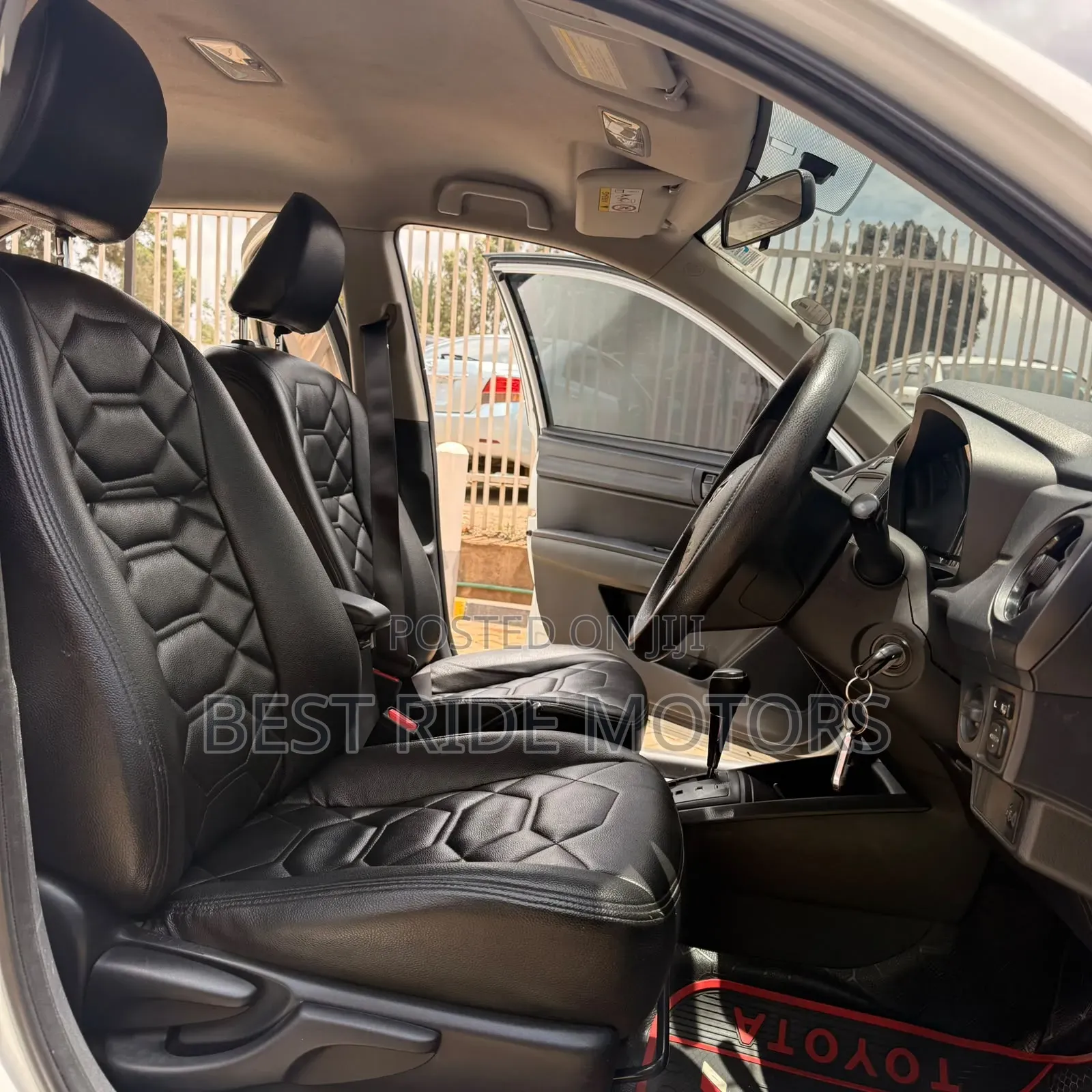 Toyota Axio 1.5 Hybrid 2WD 2017 Pearl
