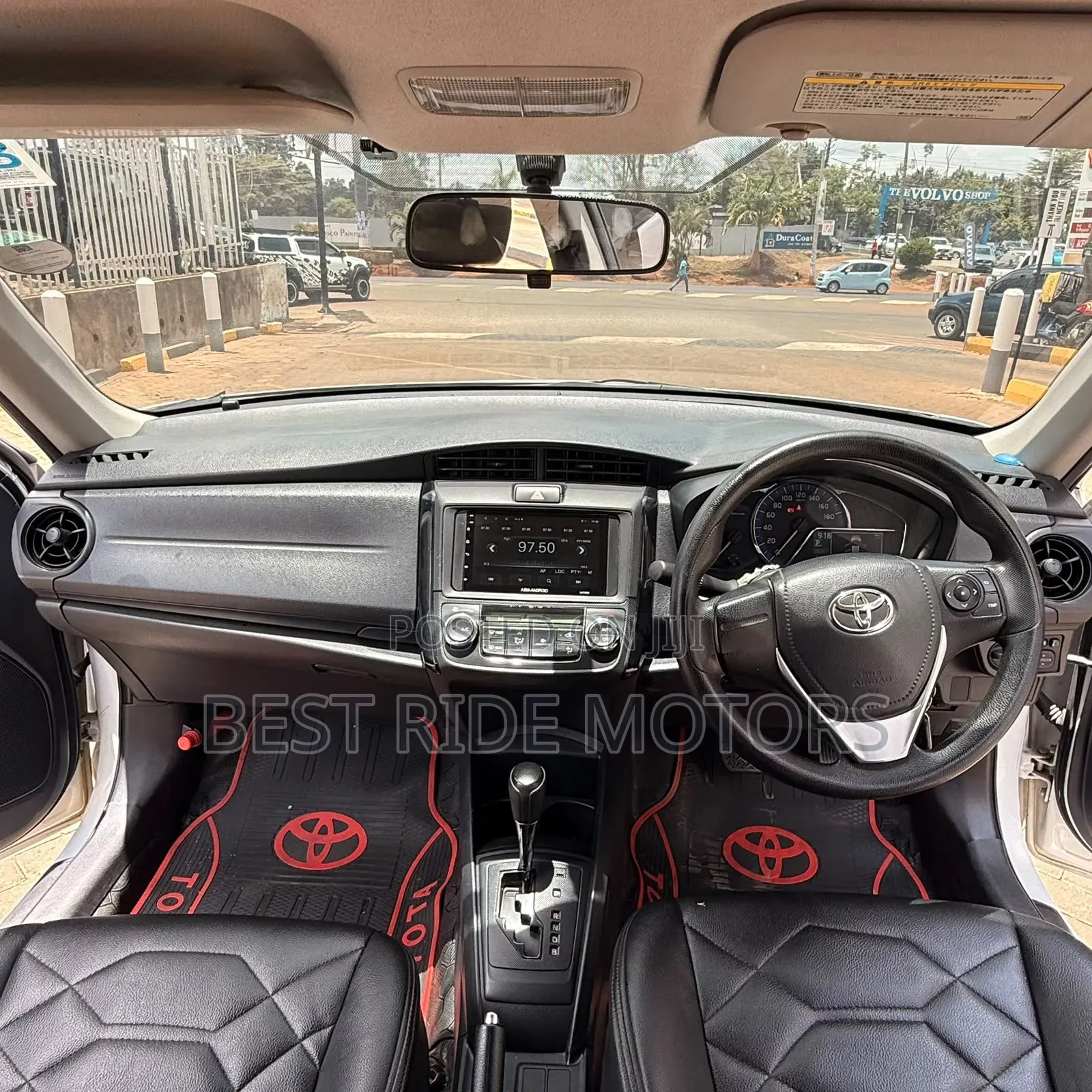 Toyota Axio 1.5 Hybrid 2WD 2017 Pearl