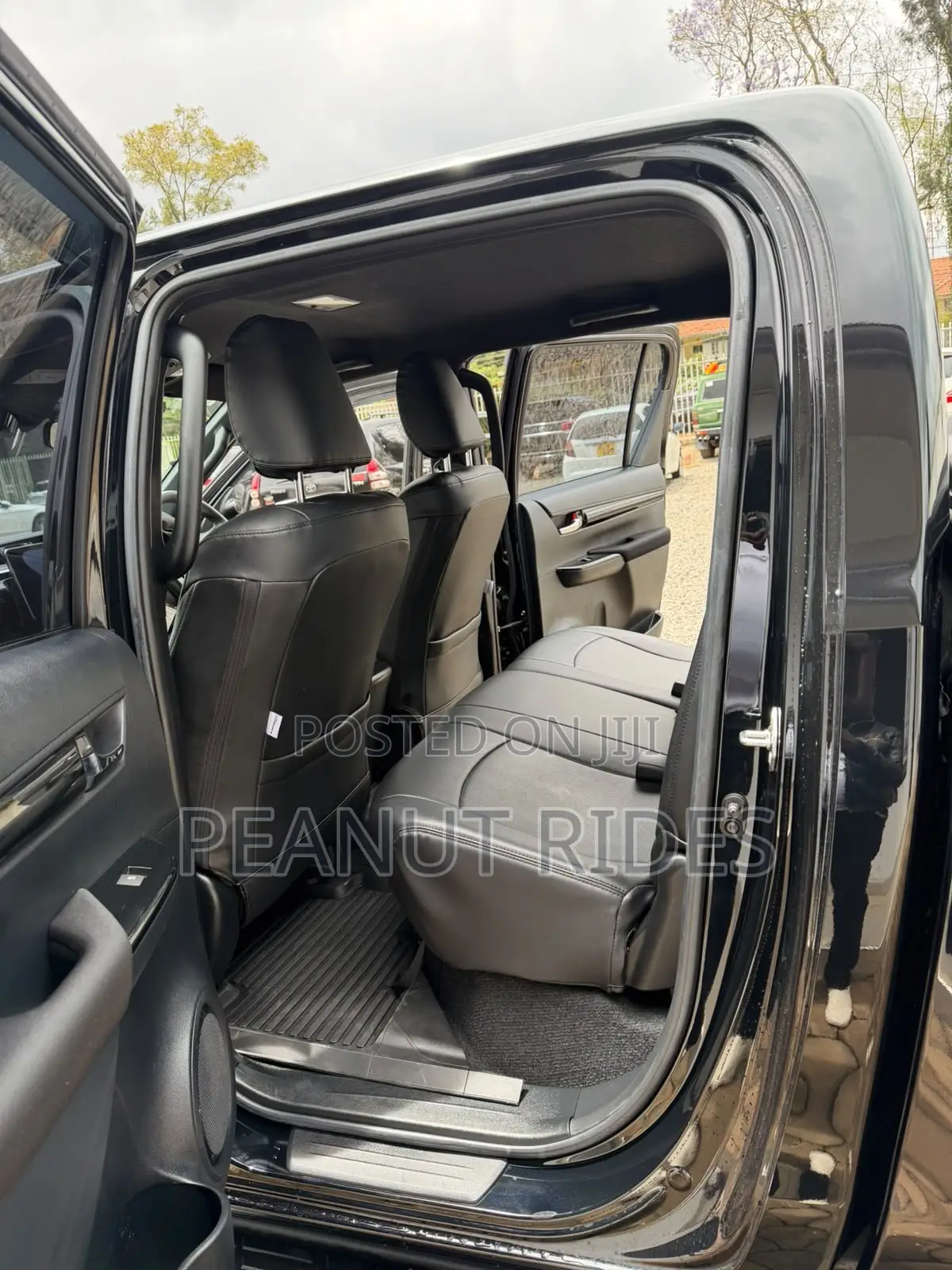 Toyota Hilux 2019 Black