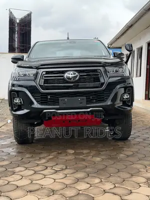 Toyota Hilux 2019 Black