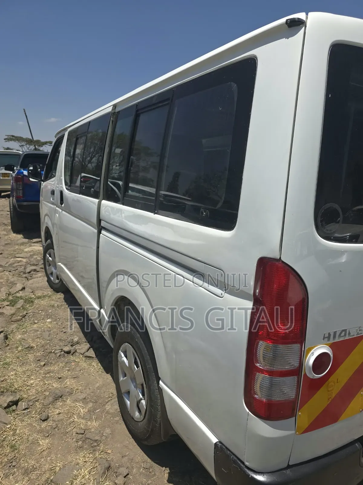 Toyota HiAce 2015 Silver