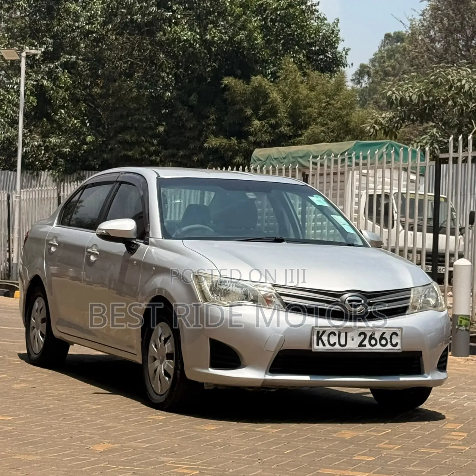 Toyota Axio 1.5 G 2WD 2012 Silver