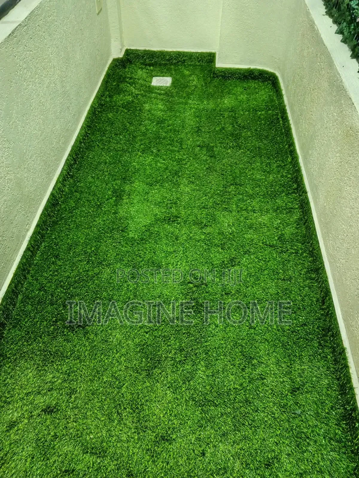 Big Balcony With Turf Grass Carpet