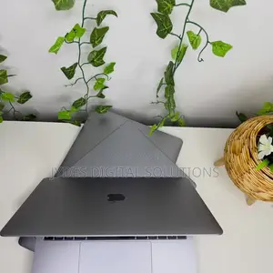 Laptop Apple MacBook Pro 2021 M1 32GB Apple M1 SSD 512GB