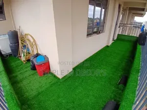 Natural Green 10mm Artificial Grass Carpet
