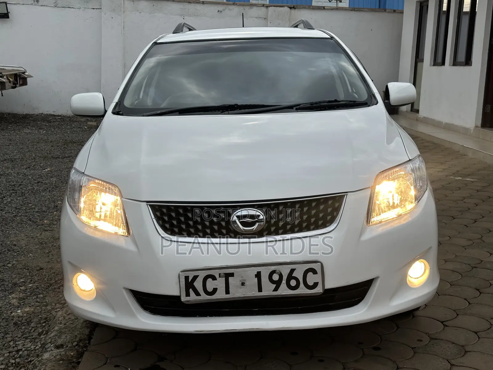 Toyota Corolla Fielder 2011 White