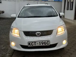 Toyota Corolla Fielder 2011 White