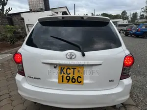 Toyota Corolla Fielder 2011 White
