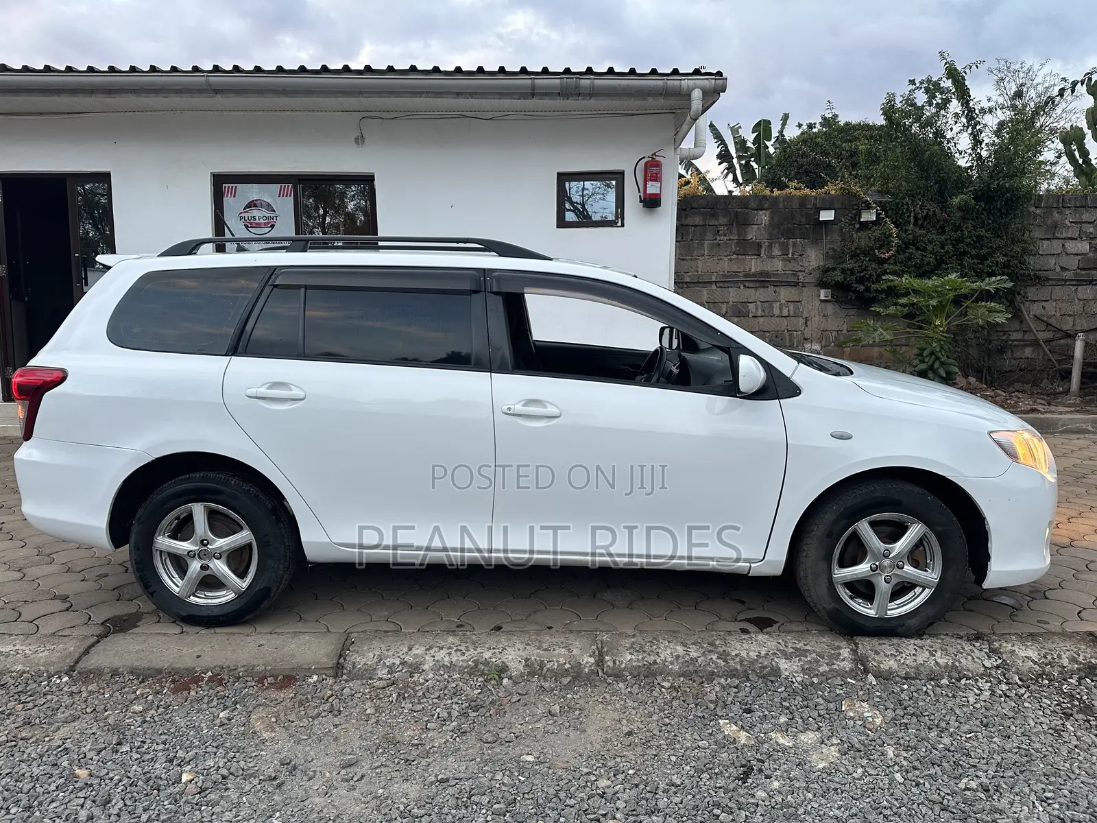 Toyota Corolla Fielder 2011 White