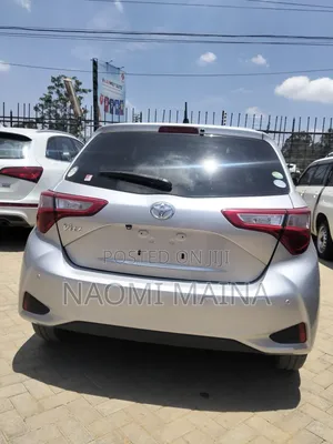 Toyota Vitz 1.3 AWD 5dr 2019 Silver