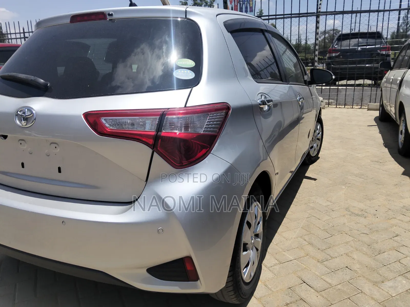 Toyota Vitz 1.3 AWD 5dr 2019 Silver