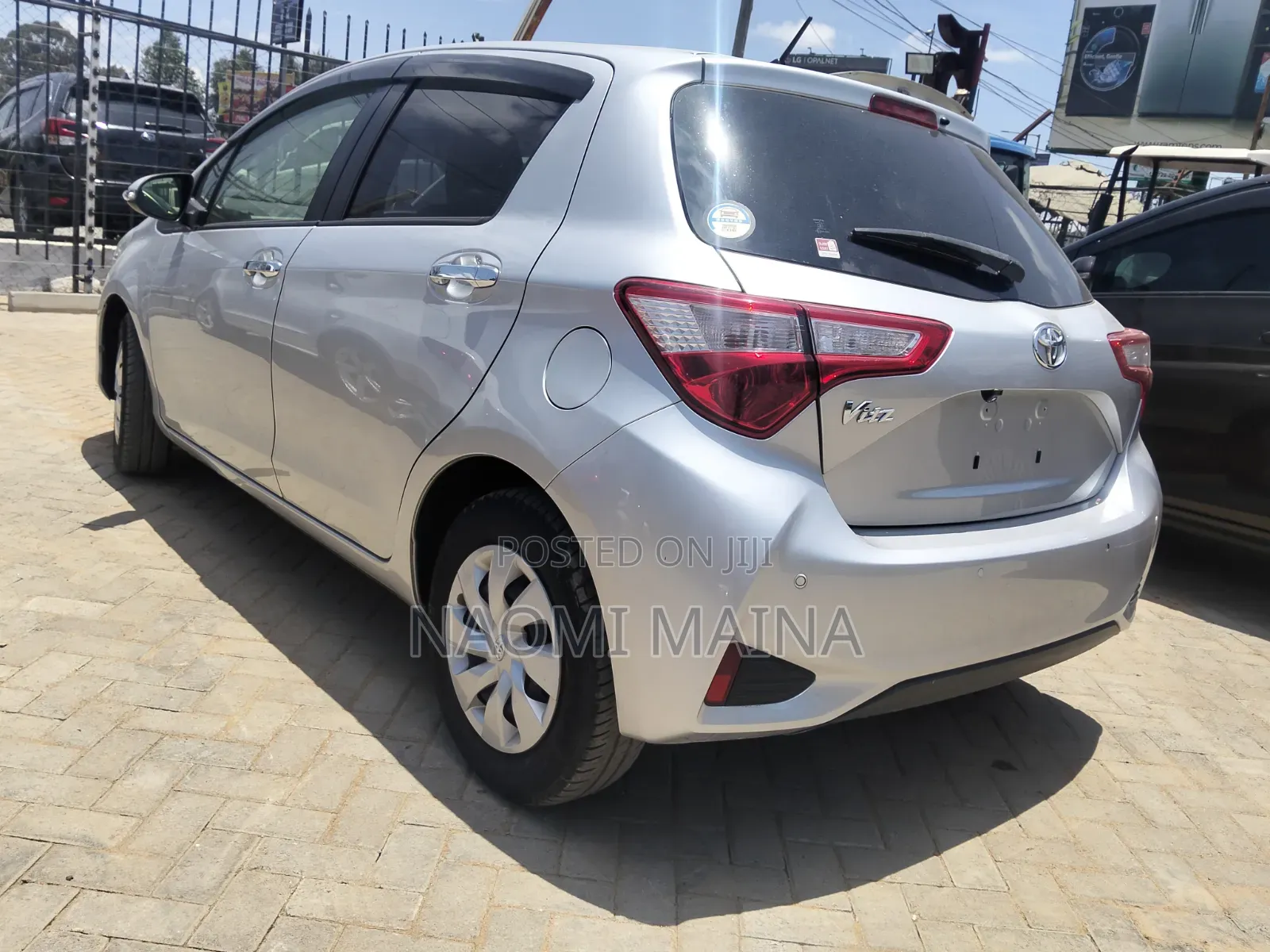 Toyota Vitz 1.3 AWD 5dr 2019 Silver