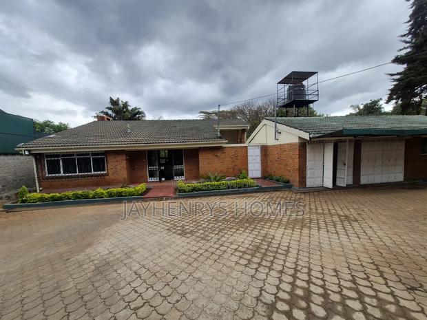 4bdrm House in Runda for rent