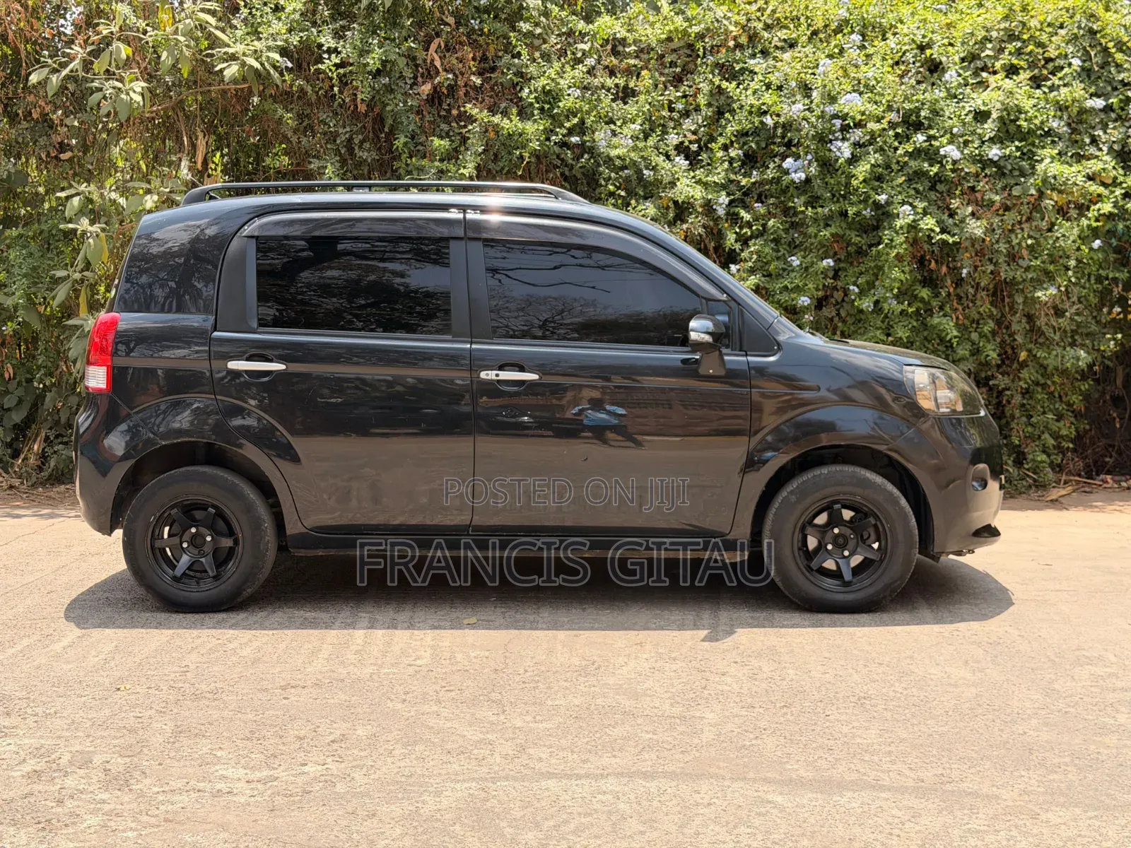 Toyota Porte 2014 Black