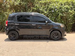 Toyota Porte 2014 Black