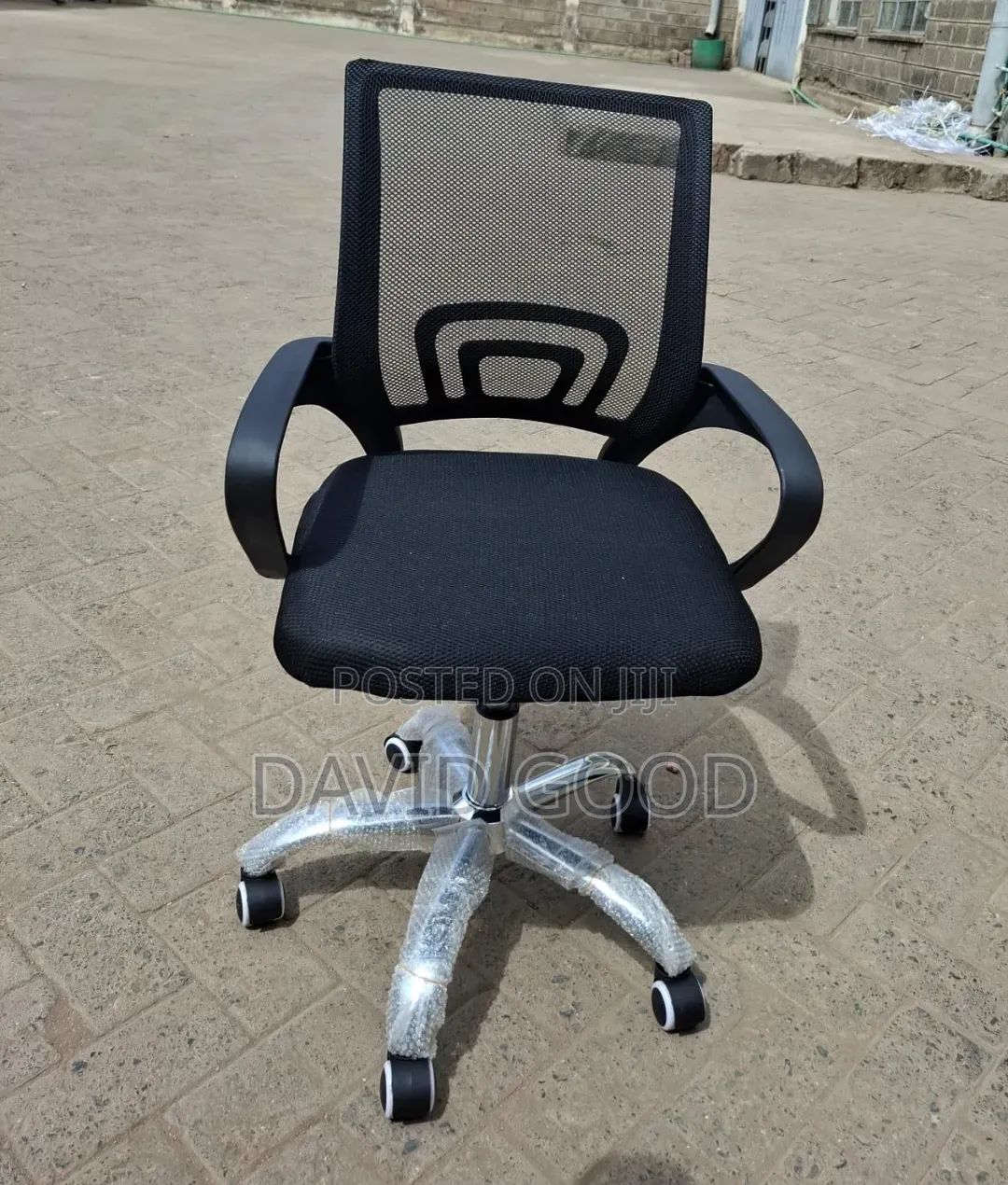 Black Mesh Office Chair