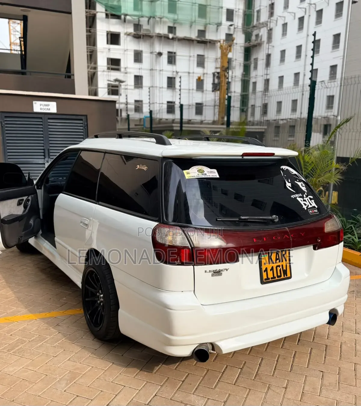 Subaru Legacy 1998 White