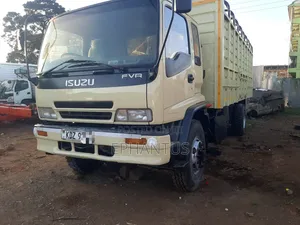 Isuzu Fvr23 2003 Beige