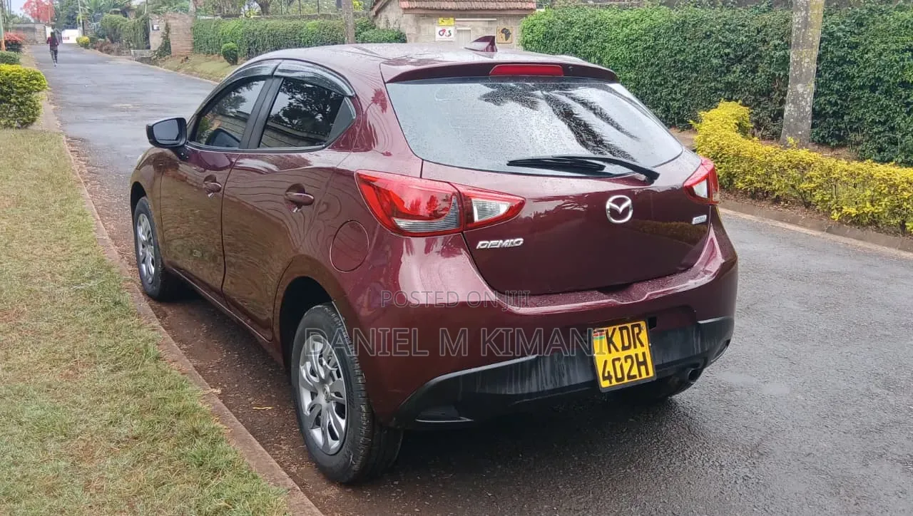 Mazda Demio 2017 Maroon