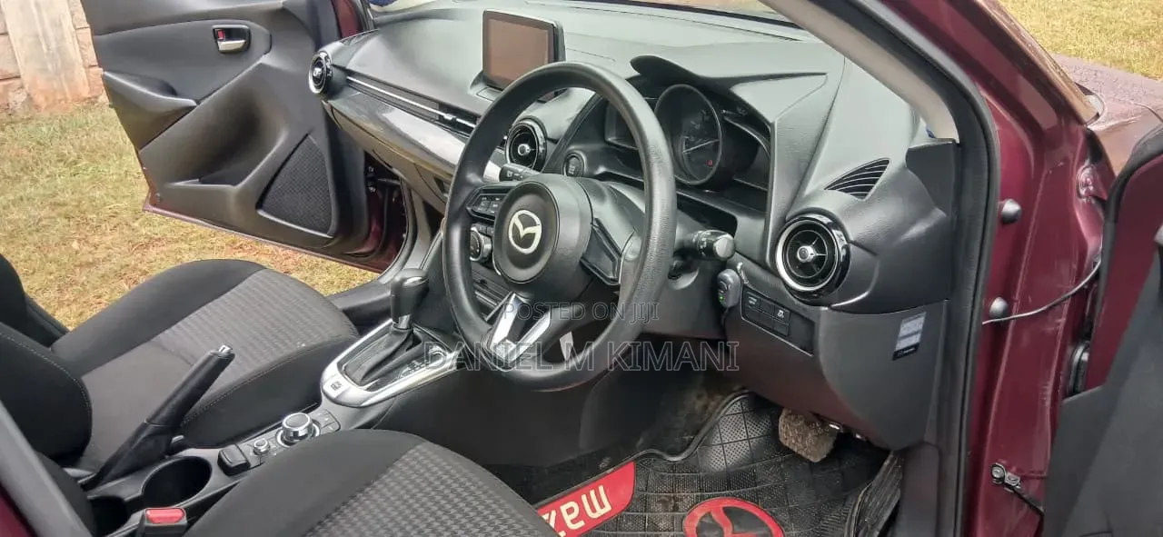 Mazda Demio 2017 Maroon
