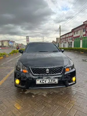 Toyota Crown 2012 Black