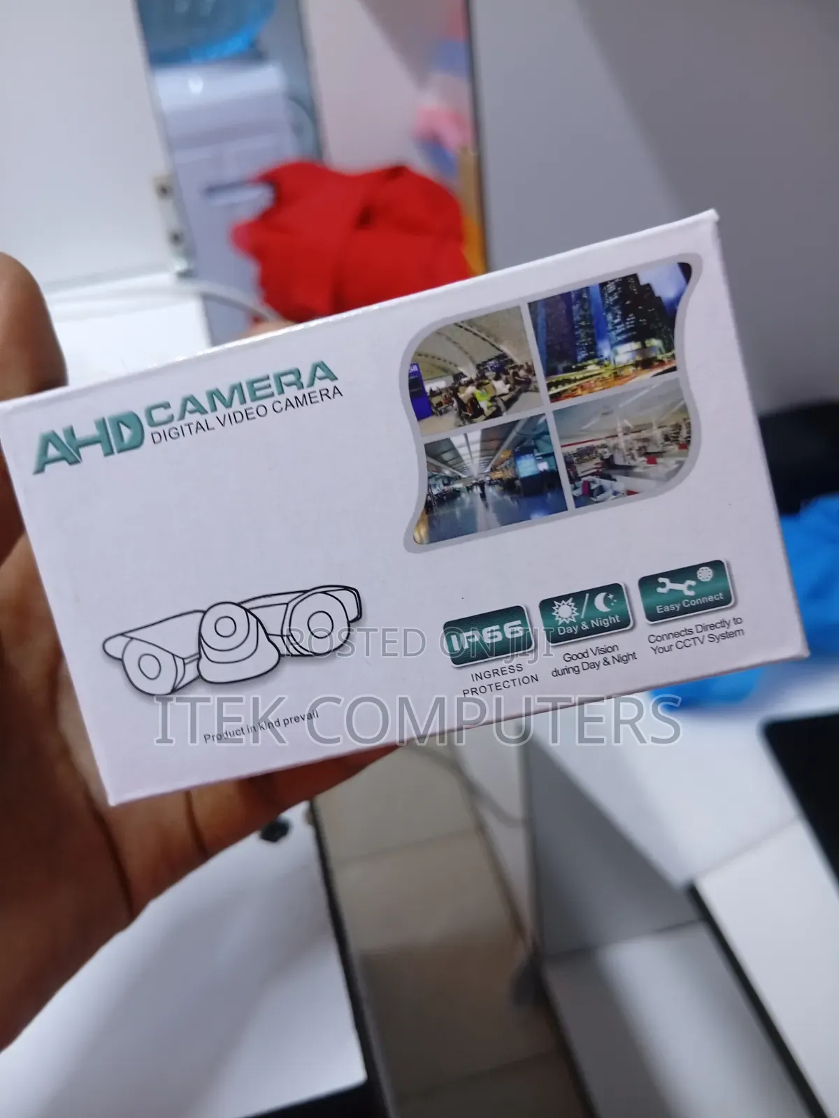 Space-Saving AHD 1080p WiFi Camera for Indoor Observation