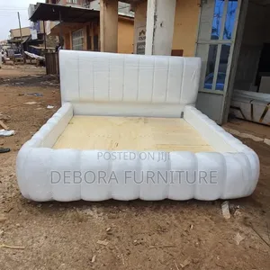White Square Bubble Bed With Chanel Fitting