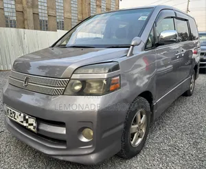 Toyota Voxy 2007 Gray