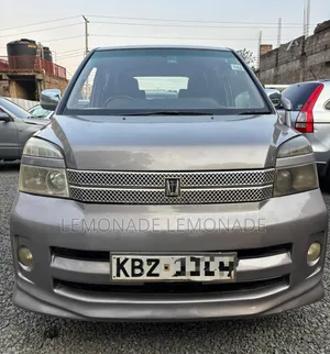 Toyota Voxy 2007 Gray
