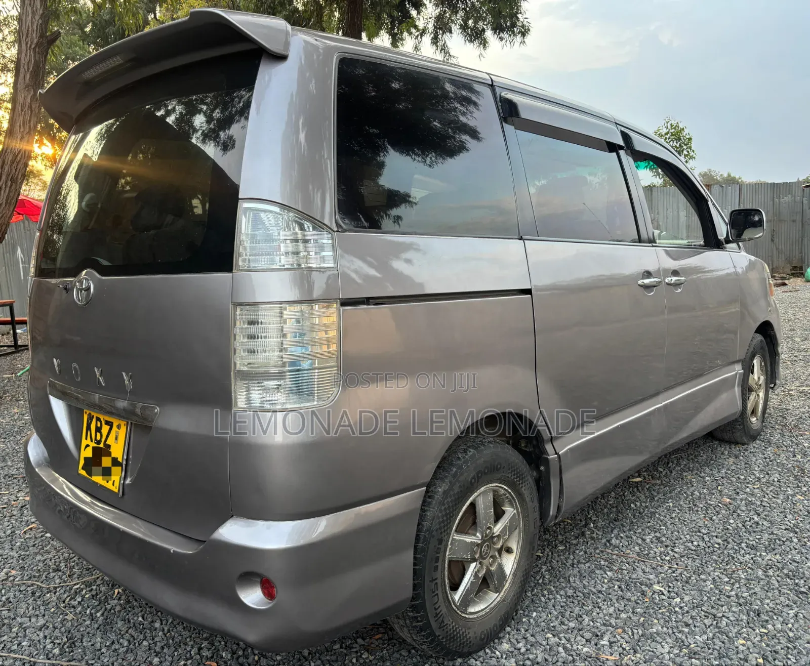 Toyota Voxy 2007 Gray