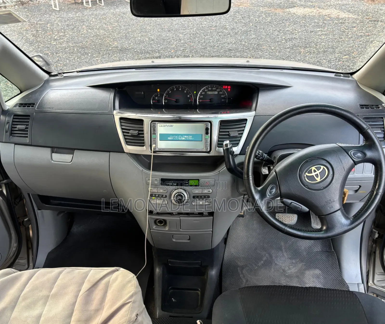 Toyota Voxy 2007 Gray