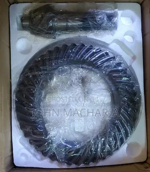 Crown Wheel and Pinion Shaft for Isuzu NPR (Old Model) (7×43) Teeths