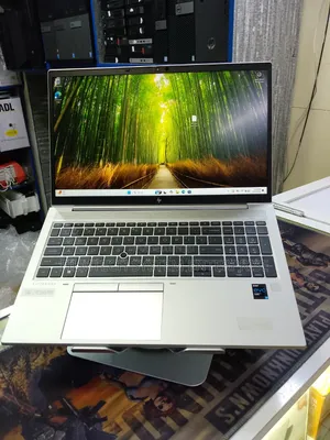 Laptop HP EliteBook 850 G8 8GB Intel Core i7 SSD 256GB