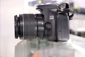 Canon 1300D 18-55Mm + 32 Gb