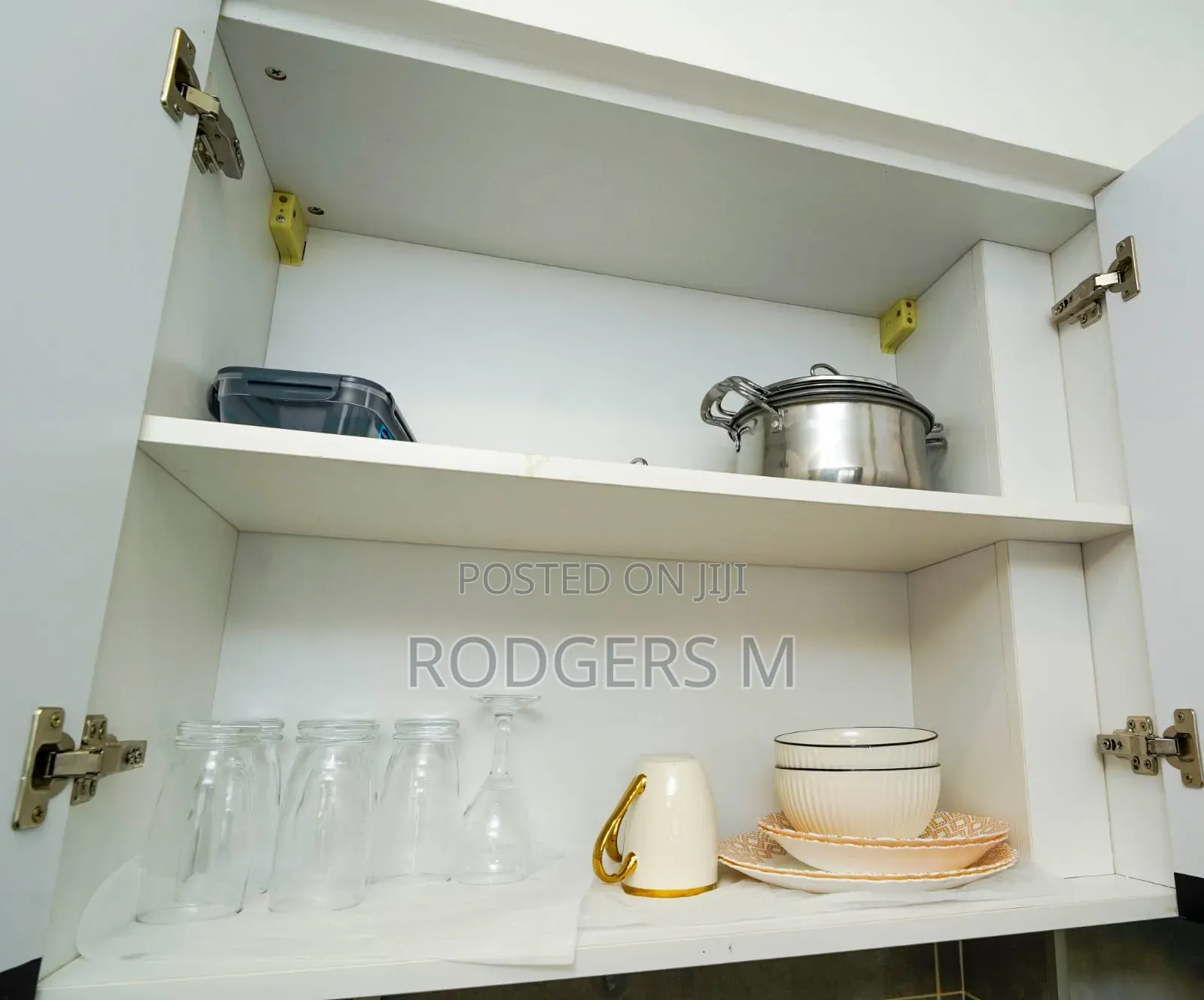 Furnished 1bdrm Apartment in Valley Arcade for rent