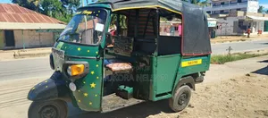 Piaggio 2023 Green