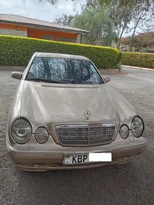Mercedes-Benz E200 2001 Beige