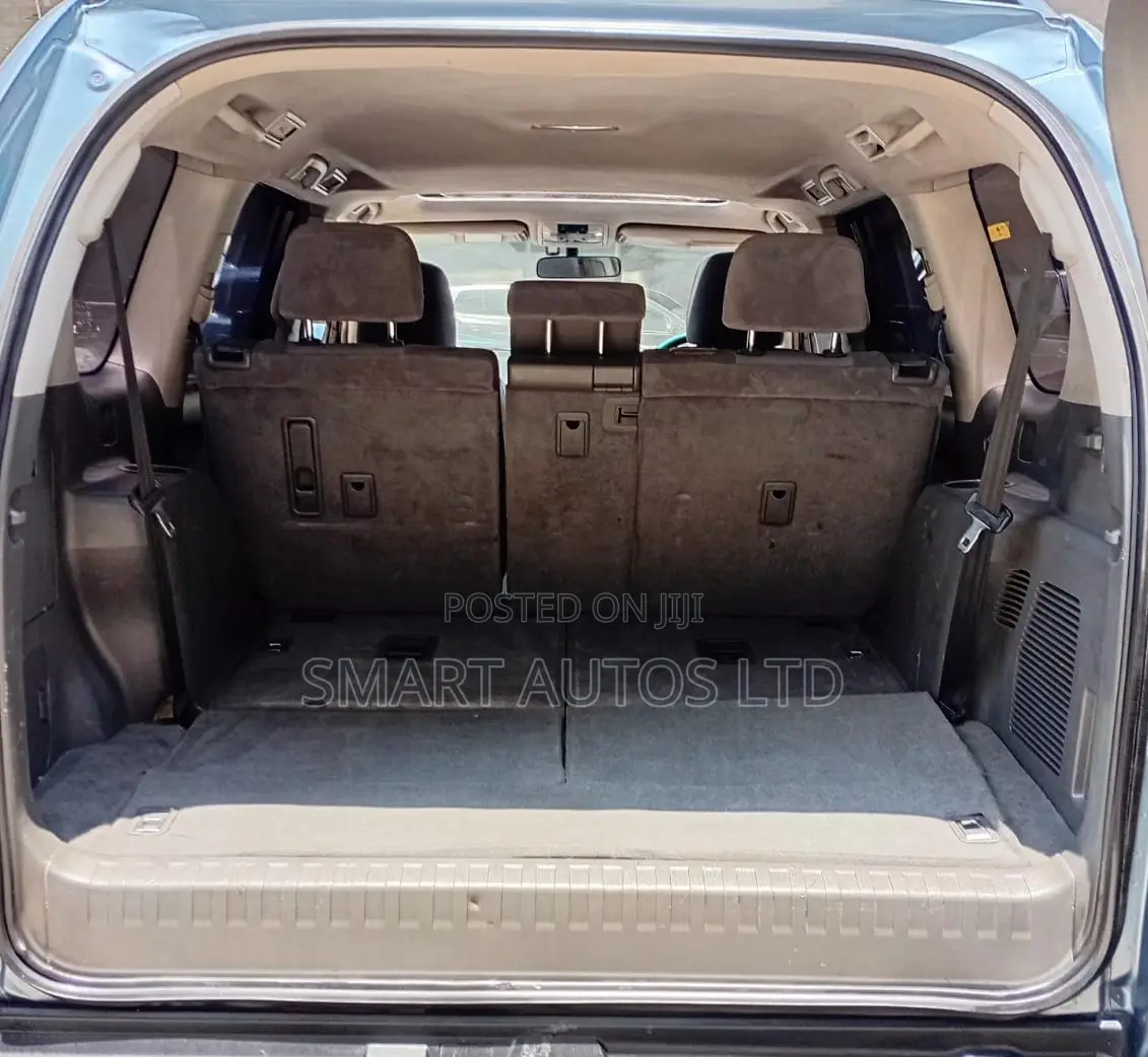 Toyota Land Cruiser Prado 2013 Blue
