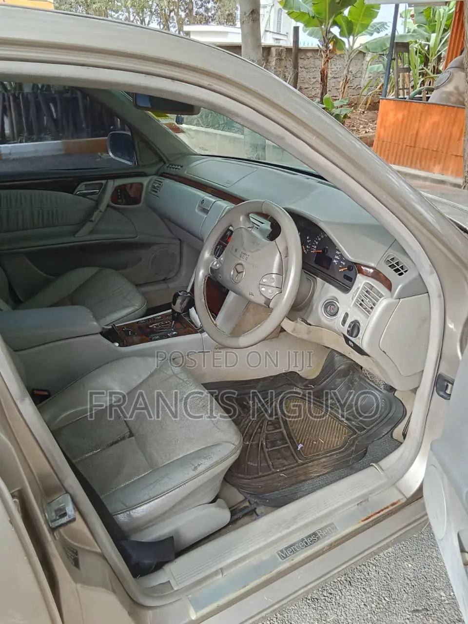 Mercedes-Benz E200 2001 Beige
