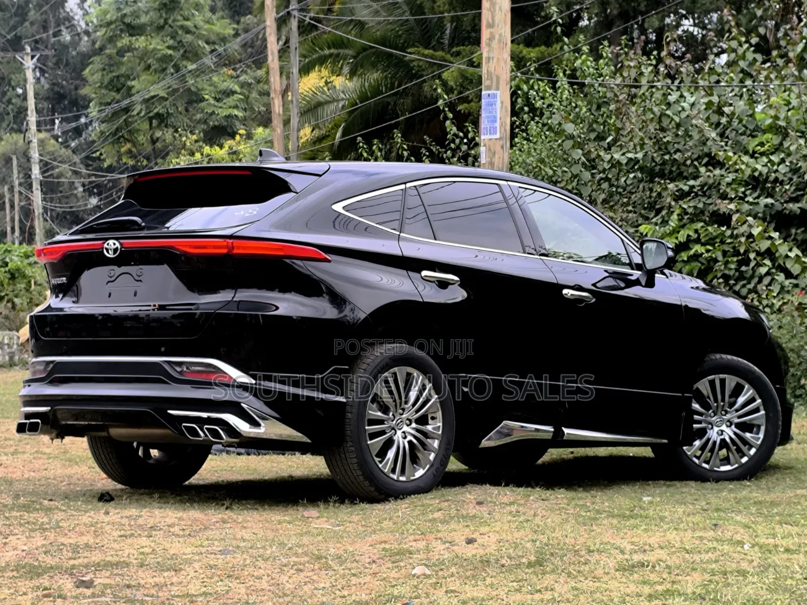 Toyota Harrier 2.0 2020 Black