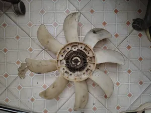 Landcriuser 79 Series Fan and Clutch
