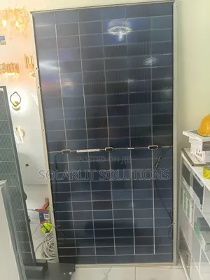 High-Efficiency 585W N-Type Bifacial Solar Panel
