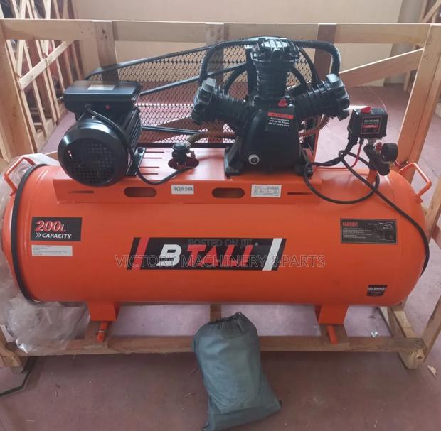 BT 200BDAC Belt-Driven 3-Piston Compressor - main view