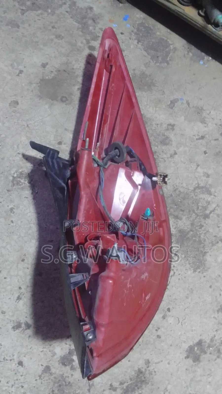 Nissan Tiida Hatchback Tailight