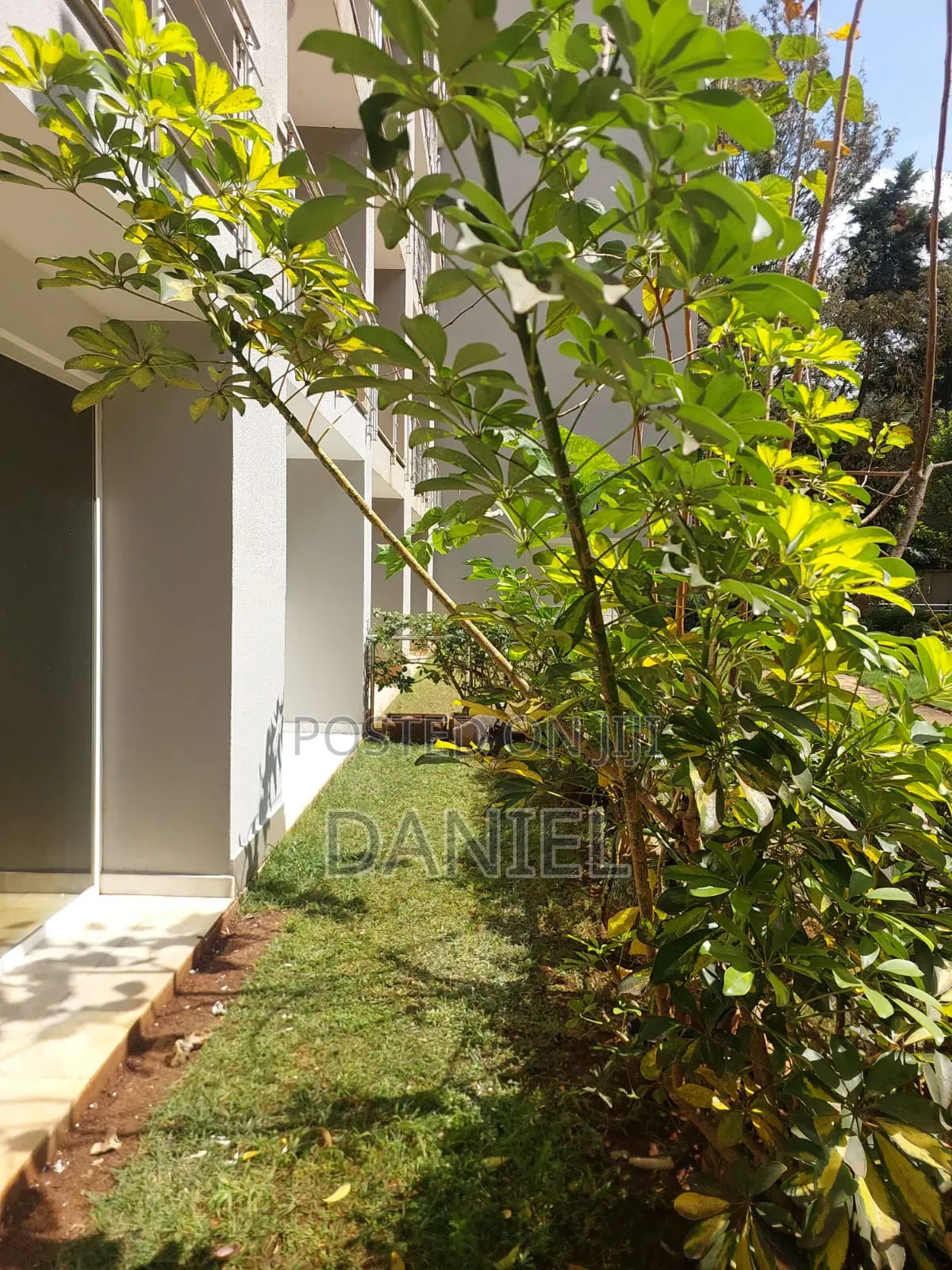 4bdrm Apartment in Valley Arcade for rent