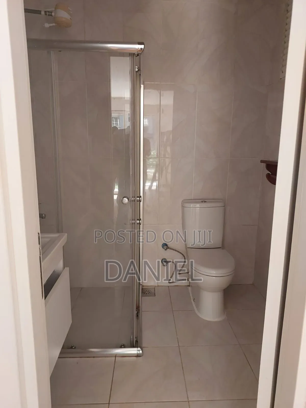 4bdrm Apartment in Valley Arcade for rent
