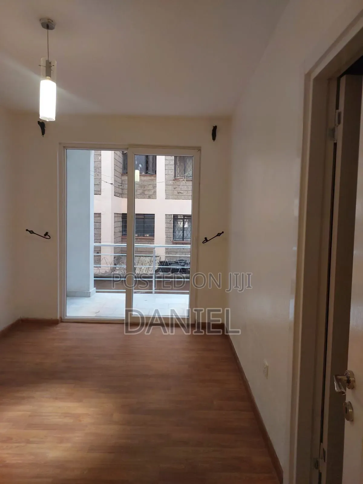 4bdrm Apartment in Valley Arcade for rent