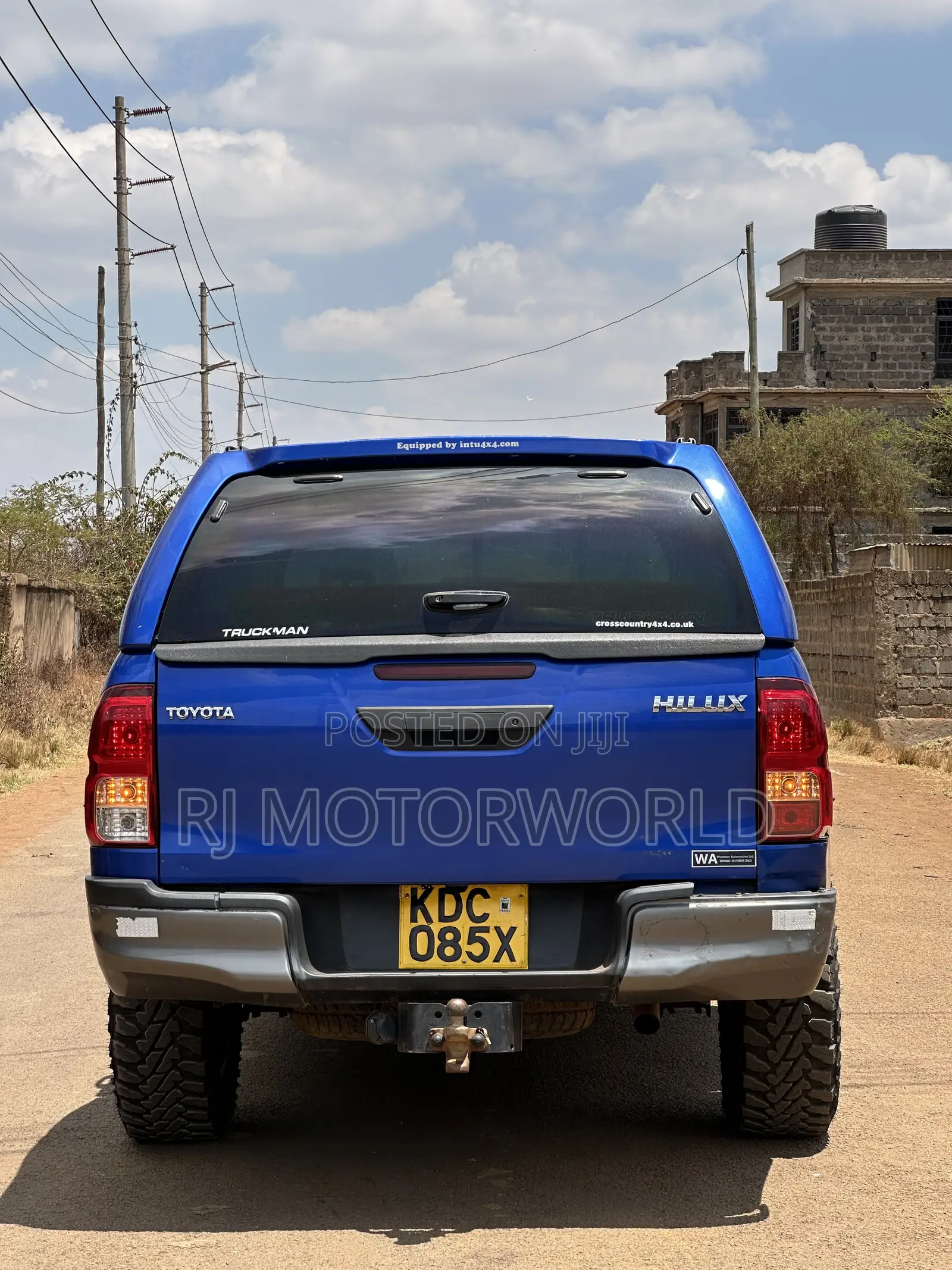 Toyota Hilux Revo Double Cab Deisel 2.4 AWD 2017 Blue